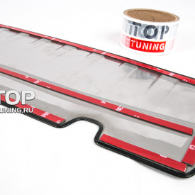 Накладка на кромку багажника Platinum на Toyota RAV4 3